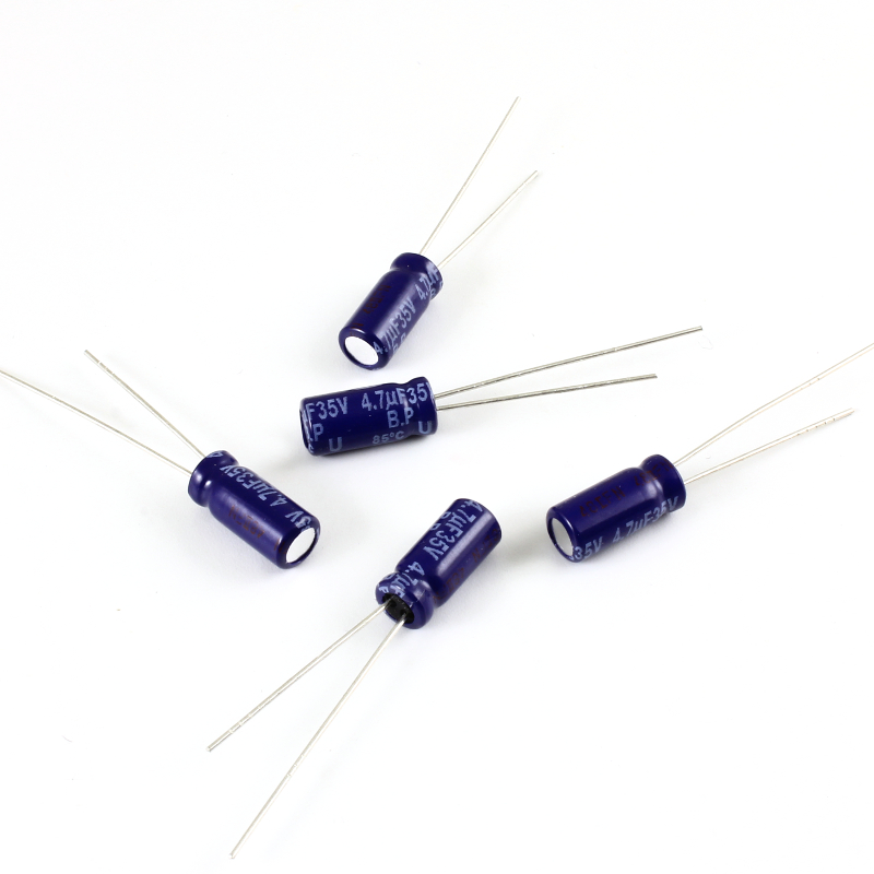 Electrolytic Capacitors - 4.7uF/35V - Pack of 5